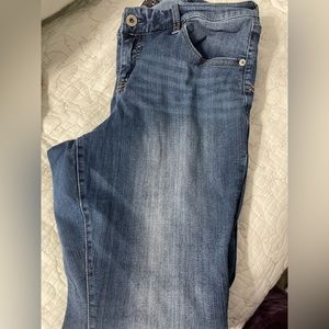 TORRID Boyfriend Jean 14R